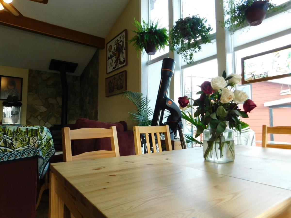 The Calgary Hub Hostel Style Home Zewnętrze zdjęcie