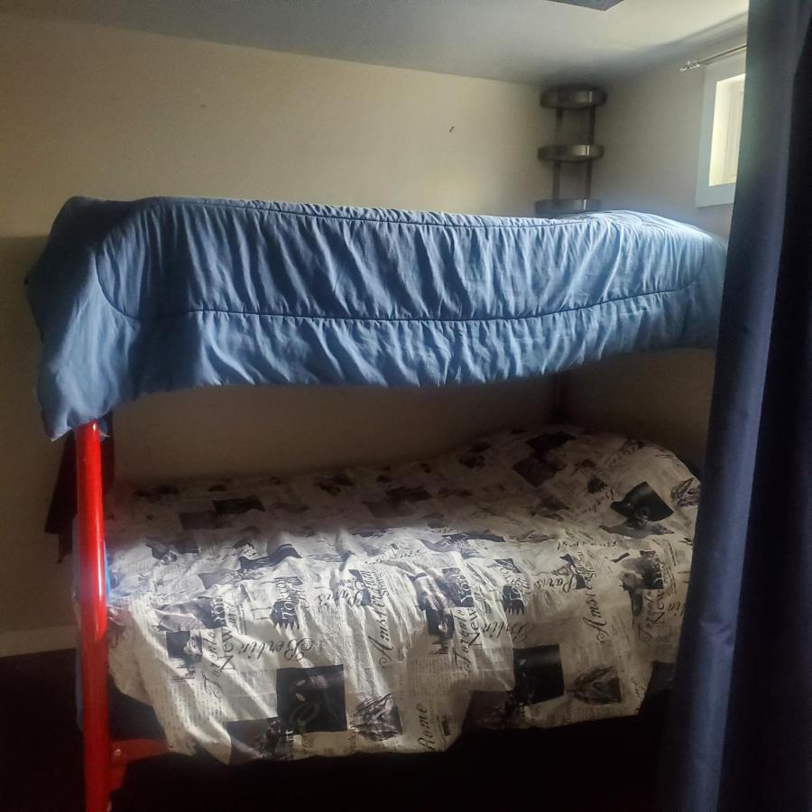 The Calgary Hub Hostel Style Home Zewnętrze zdjęcie